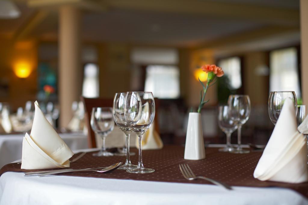 Hotel Perla Bieszczadow Geovita Czarna  Dış mekan fotoğraf