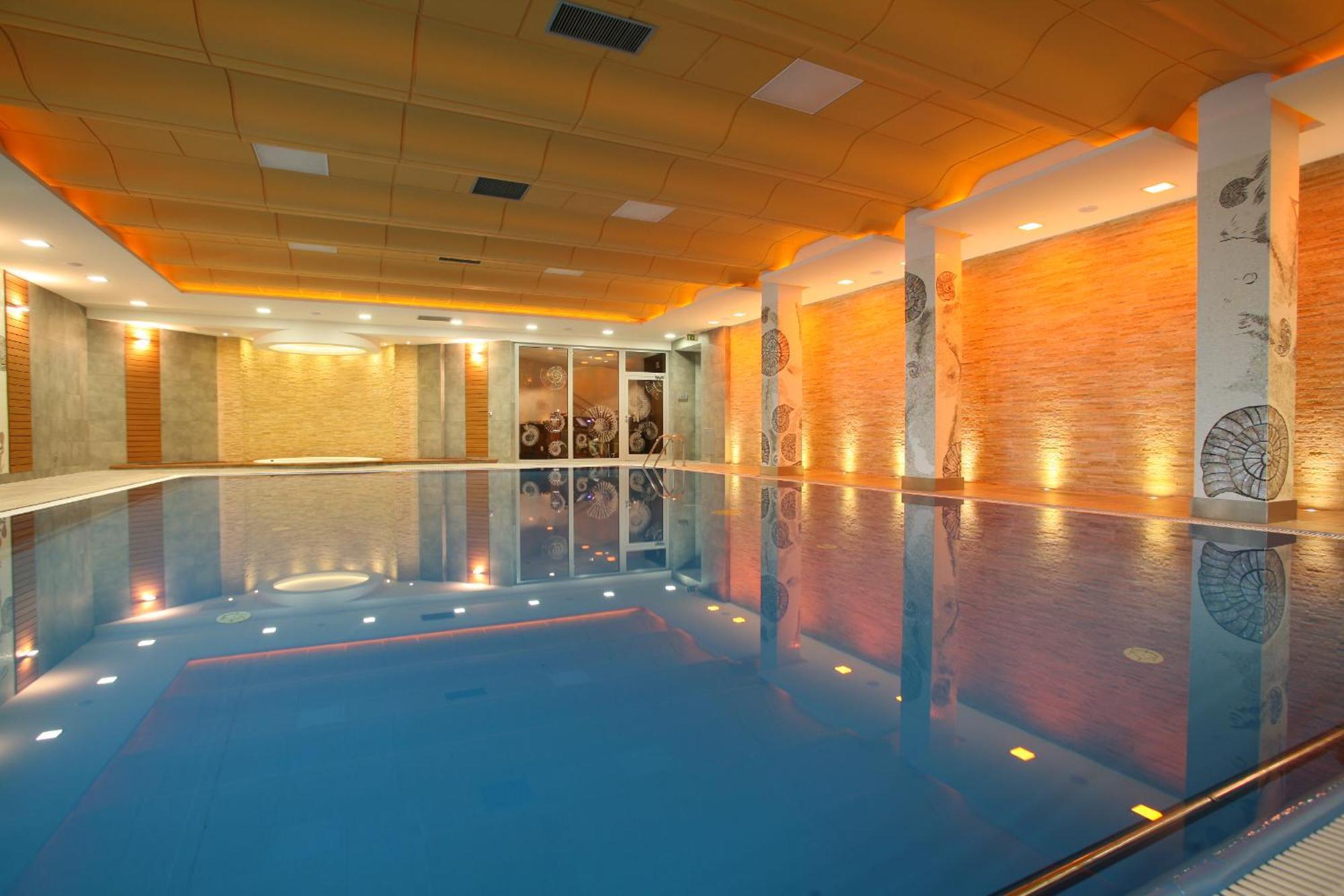 Hotel Perla Bieszczadow Geovita Czarna  Dış mekan fotoğraf