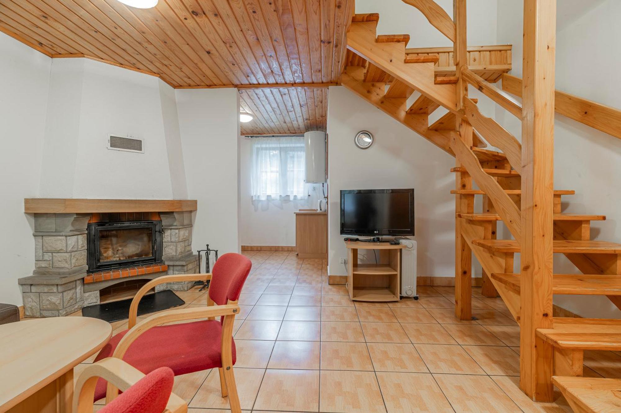 Hotel Perla Bieszczadow Geovita Czarna  Dış mekan fotoğraf